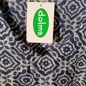 Dolma.Cotton V Neck Dress Handprint In Navy On White. Very Slightly Fitted — photo 5