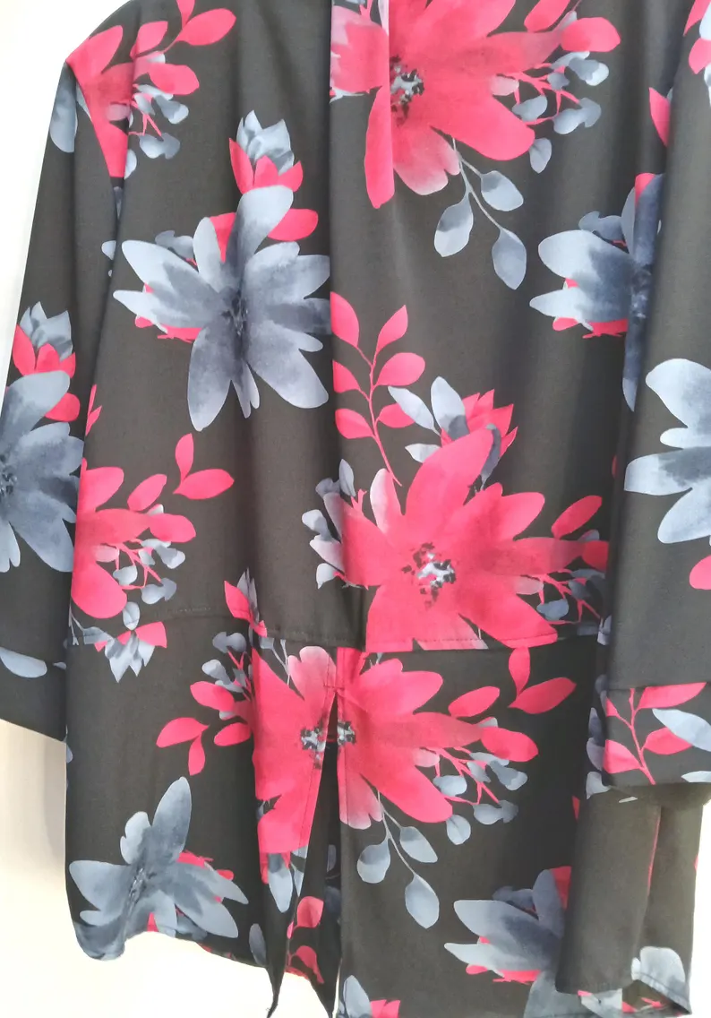 A Klaveli Georgette Blouse, Made Just For Us By Italian Designer In Usa For Vic's Boutique. — photo 2