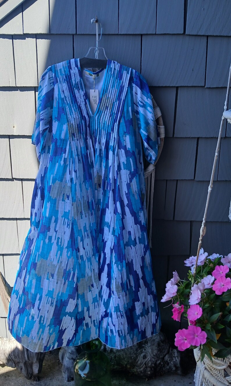 Sky Dress New Print Feather Light Cotton Gauze | Breezy Travel Style For Hot Climate. — photo 2