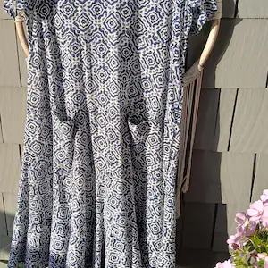 Dolma.Cotton V Neck Dress Handprint In Navy On White. Very Slightly Fitted — photo 6