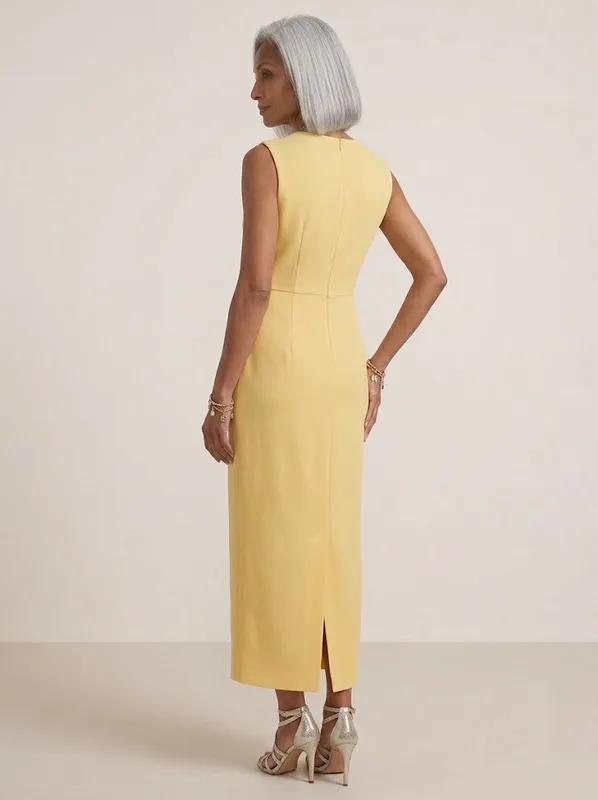 The Slimming Urban Knee Length Dress — photo 3