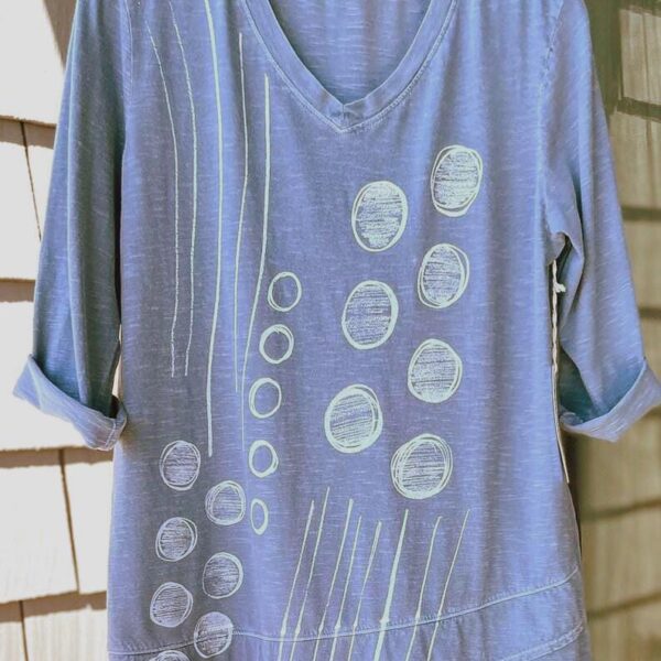 The Dot N Line Tulip Hem Cotton Top: V-Neck Mineral Wash, USA Made
